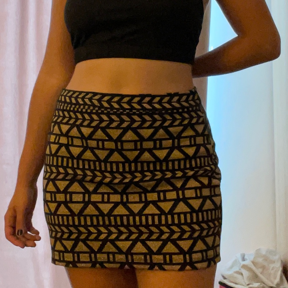 Gold high waisted mini skirt